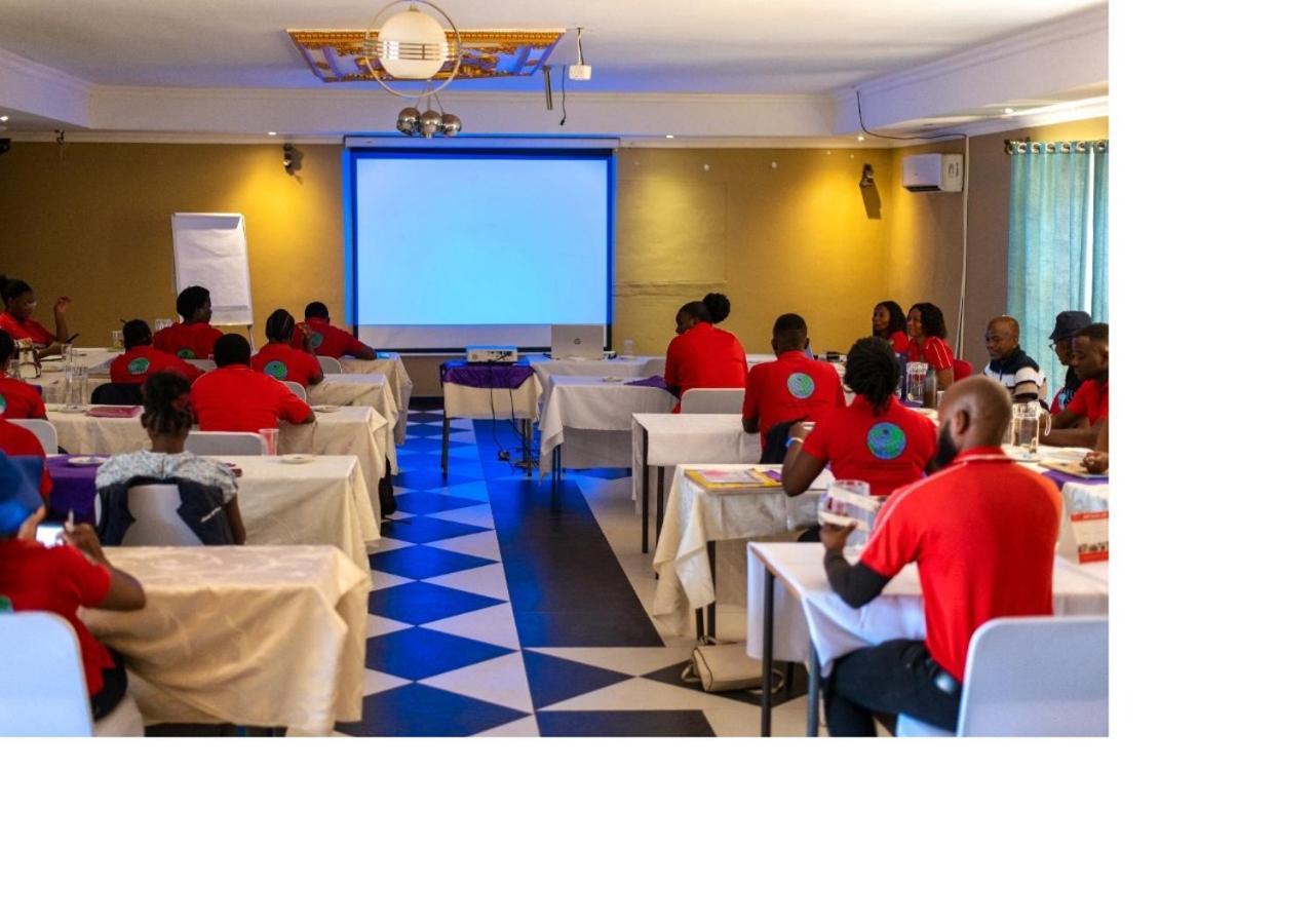Msc Hotel Otjiwarongo Monitronics Zewnętrze zdjęcie